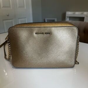 Michael Kors Jetset Crossbody bag (Gold)